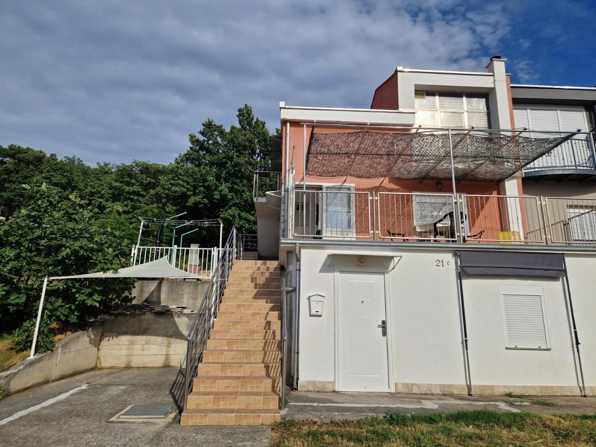 Apartmani Igercic Стиница Экстерьер фото